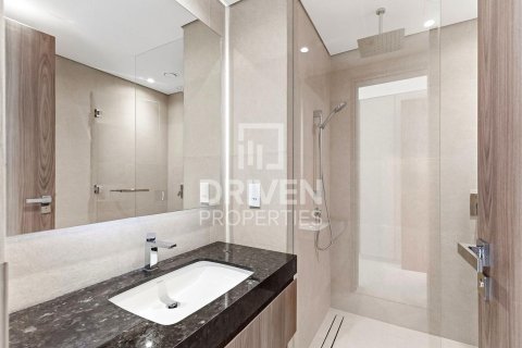 Villa in Jumeirah Park, Dubai 5 bedrooms, 696.12 sq.m. № 135435 - photo 13