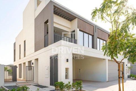 Townhouse in Tilal Al Ghaf, Dubai 4 bedrooms, 218.97 sq.m. № 135432 - photo 8