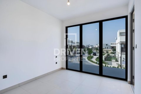 Townhouse in Tilal Al Ghaf, Dubai 4 bedrooms, 218.97 sq.m. № 135432 - photo 12