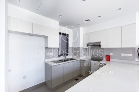 Снять в аренду виллу в Дубай Хилс Эстейт, Дубай: 4 спальни, 202м², № 90156 - фото 11