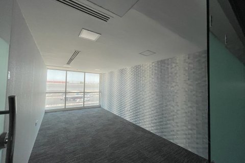 Oficina en Al Quoz Industrial Area, Al Quoz, Dubai, 7427.10 m², № 781 - foto 16