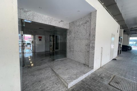 Oficina en Al Quoz Industrial Area, Al Quoz, Dubai, 7427.10 m², № 781 - foto 2