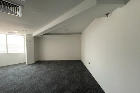 Oficina en Al Quoz Industrial Area, Al Quoz, Dubai, 7427.10 m², № 781 - foto 10