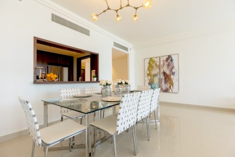 Property en Boulevard Point, Downtown Dubai (Downtown Burj Dubai), Dubai, 3 dormitorios, 2104.88 m², № 782 - foto 8