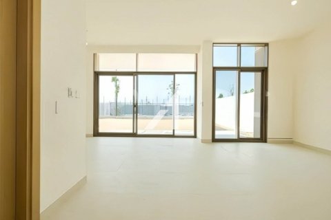 Villa in Al Furjan, Dubai 4 bedrooms, 360 sq.m. № 99755 - photo 12