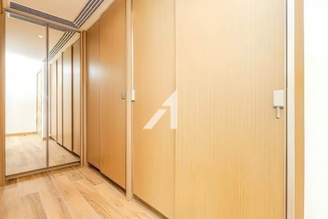 Villa in Al Furjan, Dubai 4 bedrooms, 360 sq.m. № 99755 - photo 13