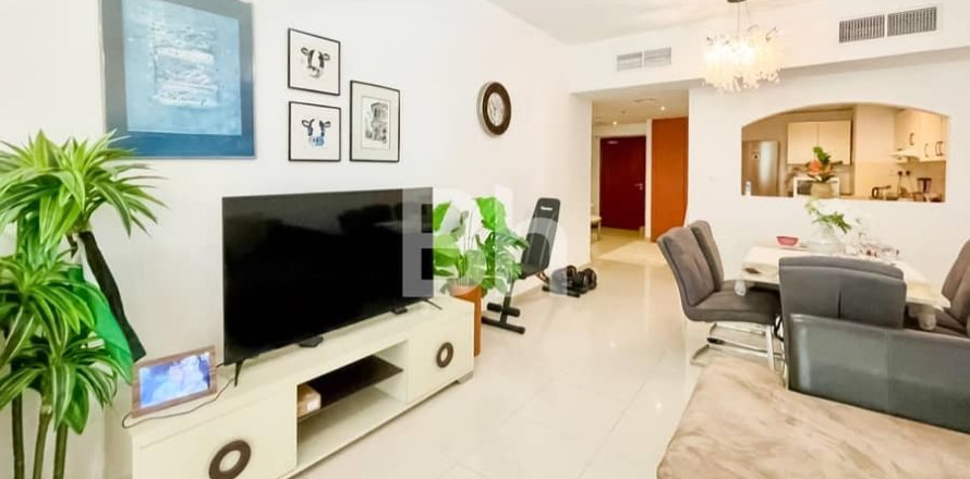 Квартира в Джумейра Лейк Тауэрс, Дубай, 1 спальня, 90м², № 58622
