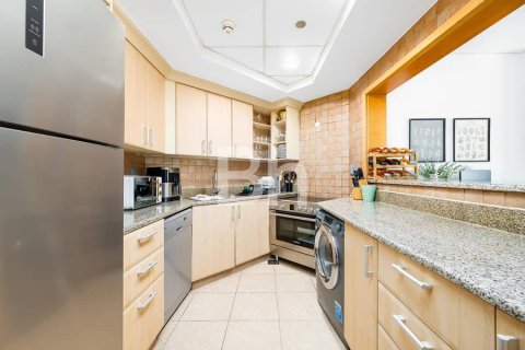 Снять в аренду квартиру в Пальме Джумейре, Дубай: 1 спальня, 106м², № 58625 - фото 3