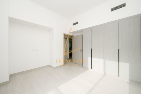 Villa in Al Furjan, Dubai 4 bedrooms, 360 sq.m. № 137605 - photo 14