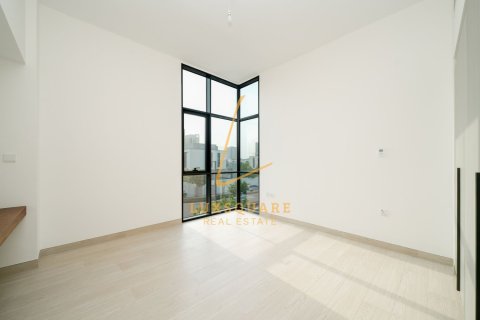 Villa in Al Furjan, Dubai 4 bedrooms, 360 sq.m. № 137605 - photo 13