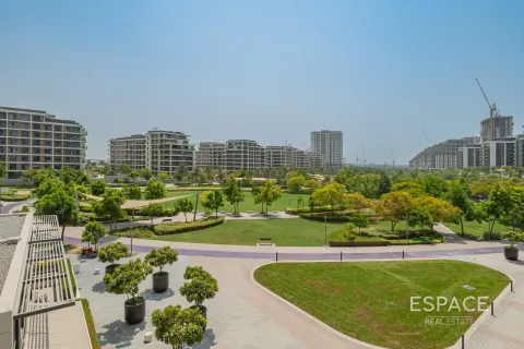 Apartment in Dubai Hills Estate, Dubai 3 bedrooms, 146 sq.m. № 61667 - photo 1