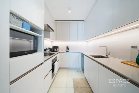 Apartment in Jumeirah Beach Residence, Dubai 1 bedroom, 79 sq.m. № 61664 - photo 7