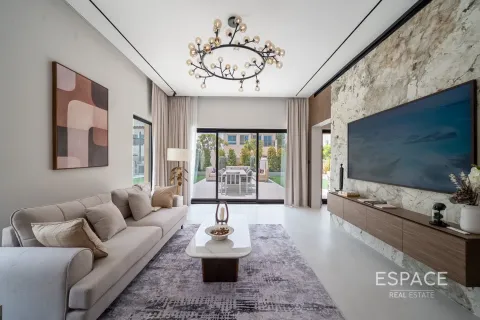 Villa in Jumeirah Village Triangle, Dubai 3 bedrooms, 278 sq.m. № 61663 - photo 14