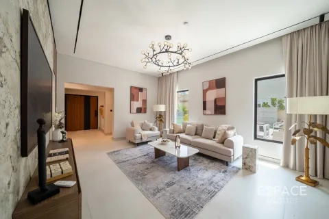 Villa in Jumeirah Village Triangle, Dubai 3 bedrooms, 278 sq.m. № 61663 - photo 2