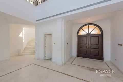 Villa in Palm Jumeirah, Dubai 5 bedrooms, 650 sq.m. № 61661 - photo 7