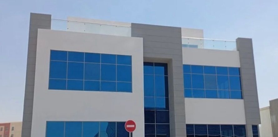 Tienda en Dubai, 1401.8 m², № 52221