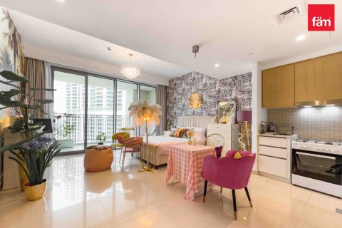 Appartement à Dubai, 1 chambre, 71.1 m², № 52230 - photo 1