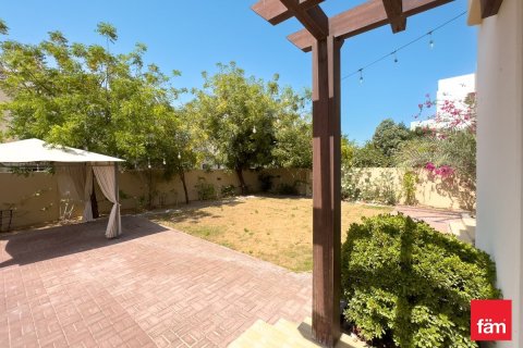 Villa in Dubai 3 bedrooms, 583.3 sq.m. № 52219 - photo 19