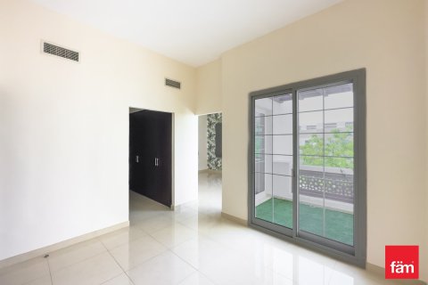 Villa in Dubai 3 bedrooms, 583.3 sq.m. № 52219 - photo 8