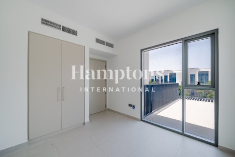 Снять в аренду таунхаус в Arabian Ranches 3, Дубай: 4 спальни, 223.61752100м², № 111512 - фото 9