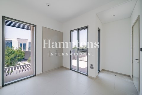 Снять в аренду таунхаус в Arabian Ranches 3, Дубай: 4 спальни, 223.61752100м², № 111512 - фото 2