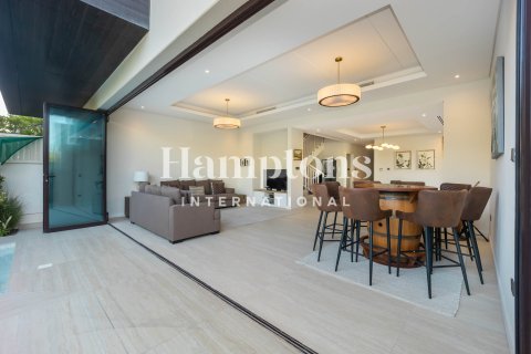 Снять в аренду виллу в DAMAC Hills (Akoya by DAMAC), Дубай: 4 спальни, 320.23664100м², № 111508 - фото 9
