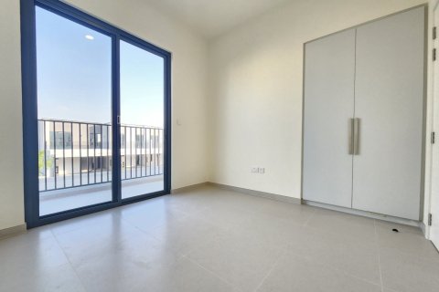 Снять в аренду виллу в Dubai South (Dubai World Central), Дубай: 3 спальни, 151.04912964м², № 111513 - фото 21