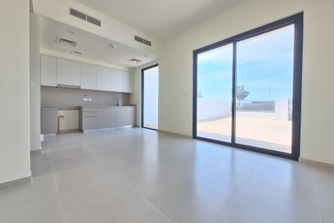 Снять в аренду виллу в Dubai South (Dubai World Central), Дубай: 3 спальни, 151.04912964м², № 111513 - фото 25