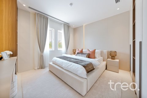 Villa in Jumeirah Park, Dubai 4 bedrooms, 327.67 sq.m. № 119339 - photo 19