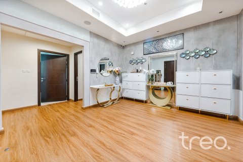 Villa en Rahat, Mudon, Dubai, 5 dormitorios, 529.55 m², № 119342 - foto 13