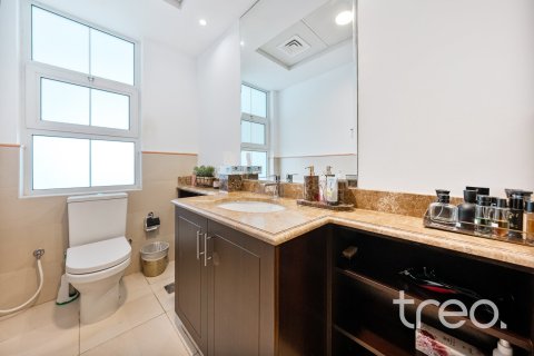 Villa en Rahat, Mudon, Dubai, 5 dormitorios, 529.55 m², № 119342 - foto 23