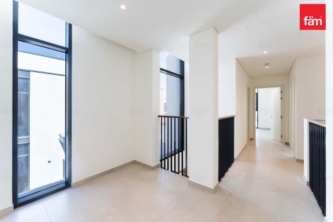 Apartment in Dubai 4 bedrooms, 253.3 sq.m. № 60375 - photo 11