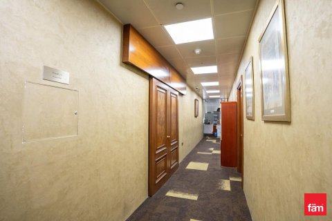 Office in Business Bay, Dubai 973.2 sq.m. № 60370 - photo 17