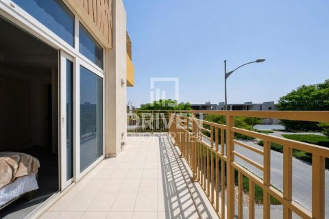 Townhouse in Dubai 3 bedrooms, 142.23 sq.m. № 142531 - photo 24