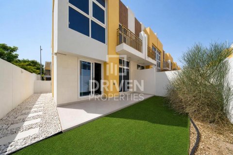 Townhouse in Dubai 3 bedrooms, 142.23 sq.m. № 142531 - photo 17