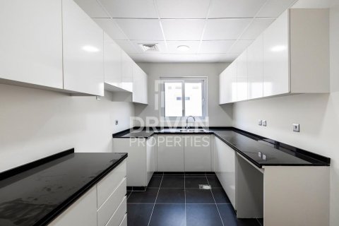 Townhouse in Dubai 3 bedrooms, 174.84 sq.m. № 142540 - photo 12
