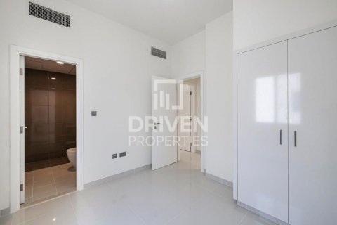 Townhouse in Dubai 3 bedrooms, 174.84 sq.m. № 142540 - photo 8