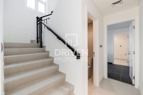 Townhouse in Dubai 3 bedrooms, 174.84 sq.m. № 142540 - photo 14