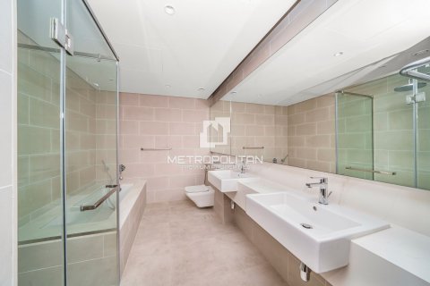 Apartment in Al Wasl, Dubai 2 bedrooms, 152 sq.m. № 15705 - photo 16