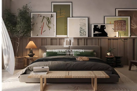 Villa in Dubai 4 bedrooms, 779 sq.m. № 74258 - photo 4