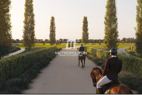 Купить виллу в Дубай Инвестмент Парке, Дубай: 4 спальни, 206м², № 74257 - фото 4