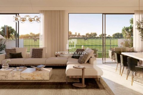 Купить виллу в Дубай Инвестмент Парке, Дубай: 4 спальни, 206м², № 74257 - фото 2