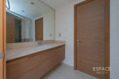 Villa in Dubai Hills Estate, Dubai 5 bedrooms, 398 sq.m. № 122520 - photo 13