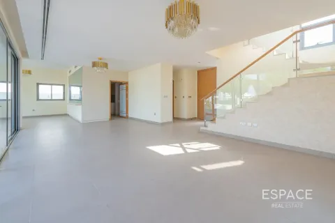 Villa in Dubai Hills Estate, Dubai 5 bedrooms, 398 sq.m. № 122520 - photo 7