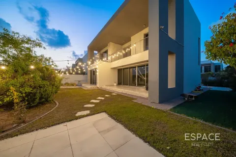Villa in Dubai Hills Estate, Dubai 5 bedrooms, 398 sq.m. № 122520 - photo 5