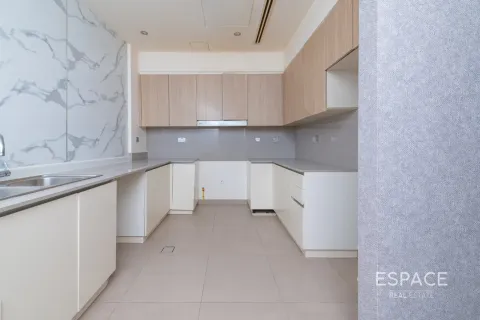 Villa in Dubai Hills Estate, Dubai 5 bedrooms, 398 sq.m. № 122520 - photo 9
