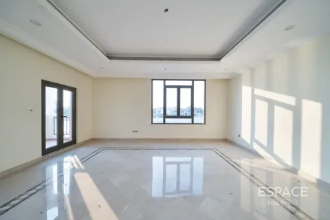 Купить виллу в Пальме Джумейре, Дубай: 6 спален, 650м², № 122517 - фото 3