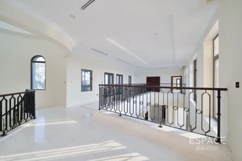 Купить виллу в Пальме Джумейре, Дубай: 6 спален, 650м², № 122517 - фото 7