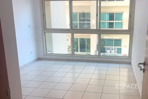 Apartment in Greens, Dubai 2 bedrooms, 102 sq.m. № 122518 - photo 2
