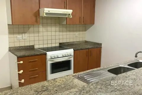 Apartment in Greens, Dubai 2 bedrooms, 102 sq.m. № 122518 - photo 10